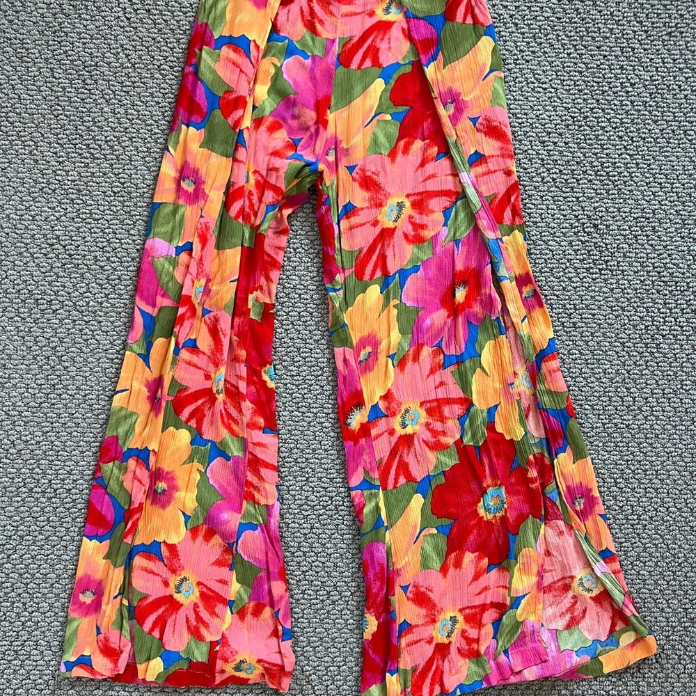 Billabong Vibrant Floral Wide-Leg Flowy Pants size medium